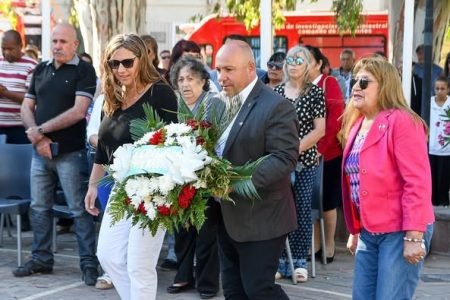 Homenaje a bomberos en Madryn