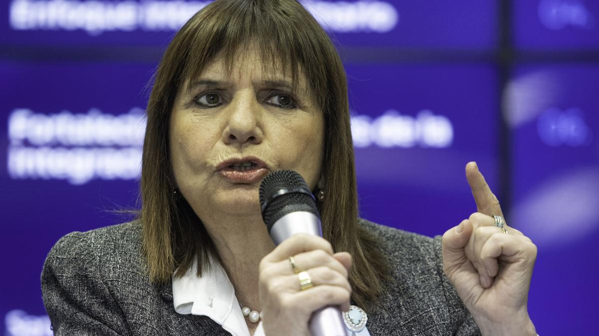 Bullrich en contra Sudamericano