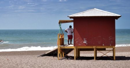 Rescate de un hombre en Playa Unión