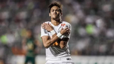 Neymar regresa a Santos