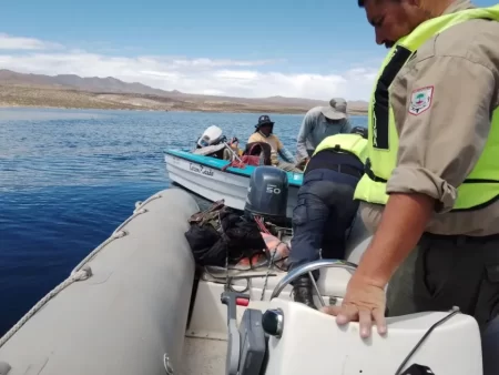 Encontraron pescador a la deriva