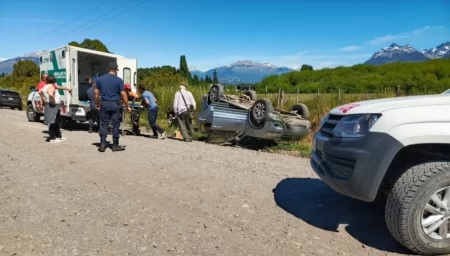 vuelco de 3 mujeres y un bebé