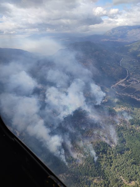 Provincia combate incendios cordillera