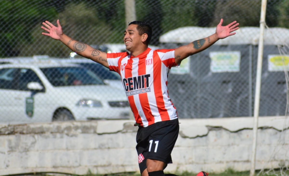 Castillo regresa Racing Trelew