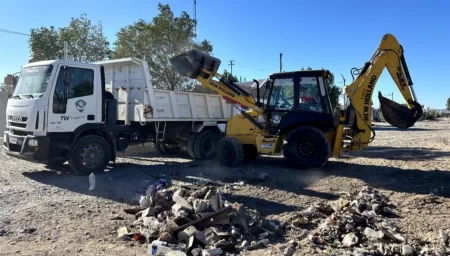 Limpieza de basura en Trelew