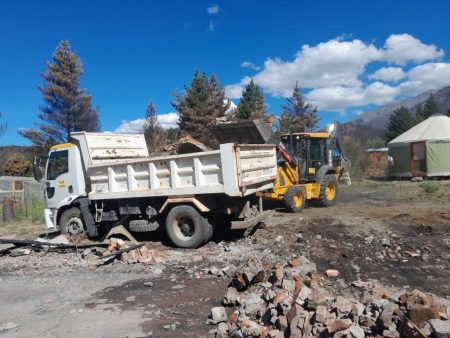 Obras de reconstrucción en Epuyén