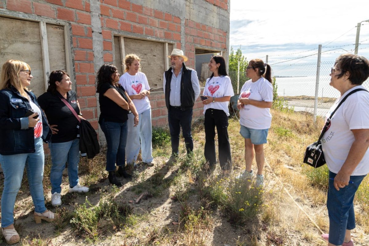 Othar visita obra solidaria