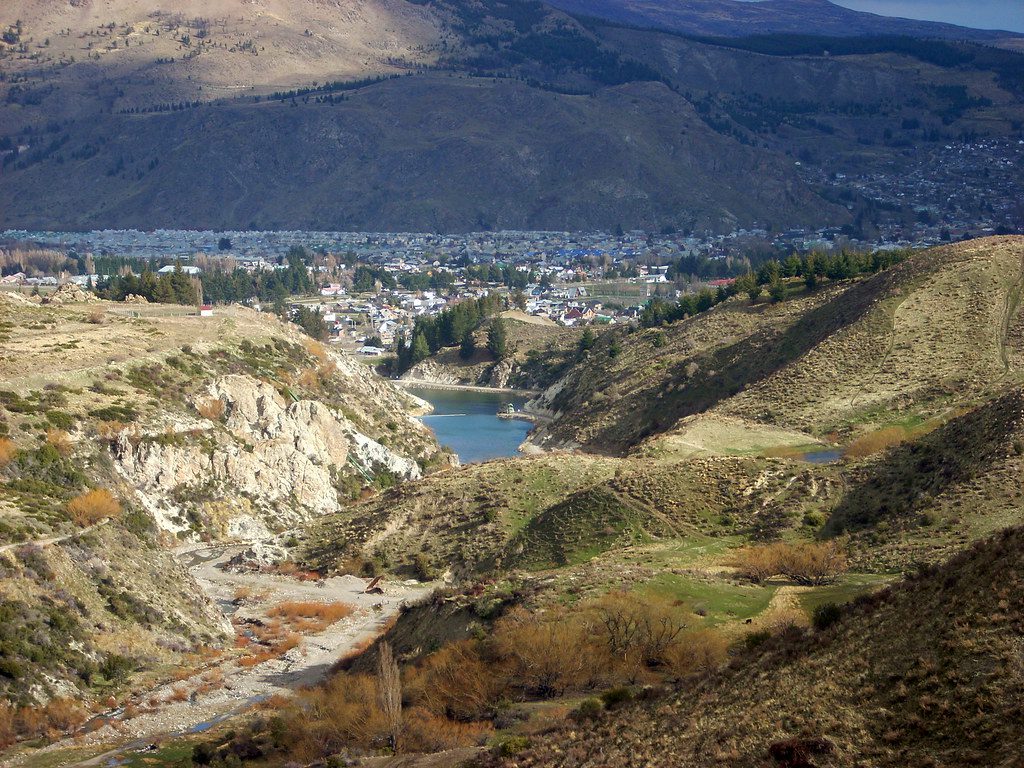 Ubicada a pocos metros de Esquel, es un área recreativa para realizar senderismo