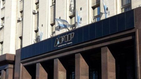 Corte falla favor ex AFIP