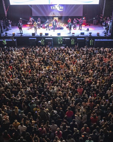 Festival aniversario en Comodoro