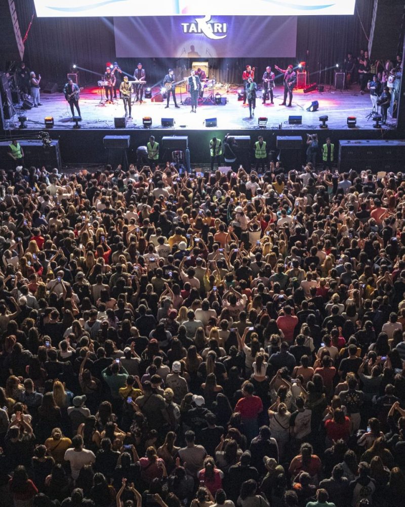 Festival aniversario en Comodoro