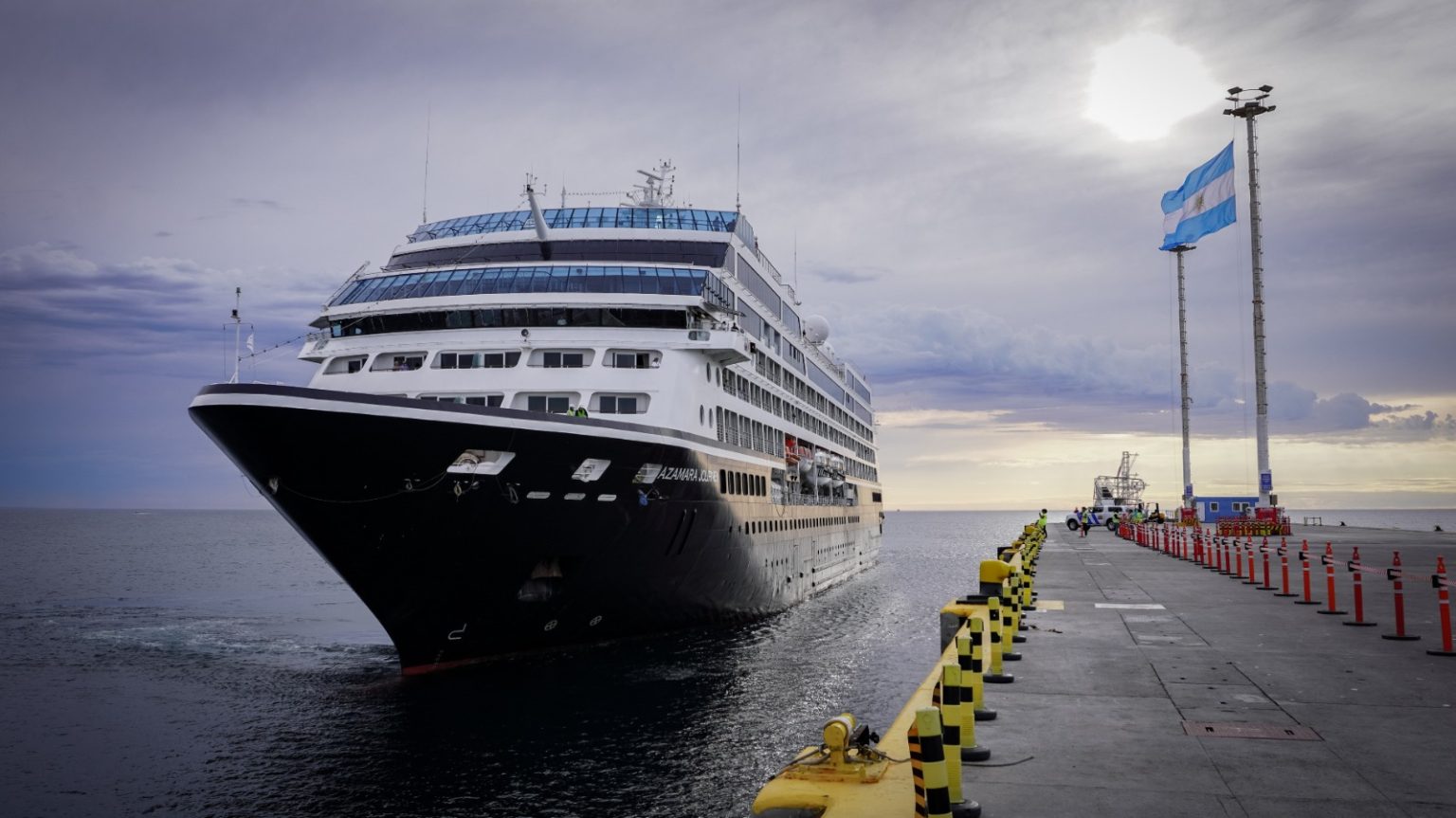 Azamara Journey arribó a Puerto Madryn