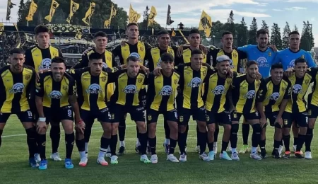 Deportivo Madryn en su debut