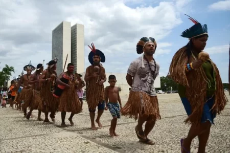 Pueblos indígenas aislados Brasil