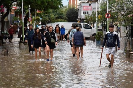 Colectivos estudiantes chubutenses varados