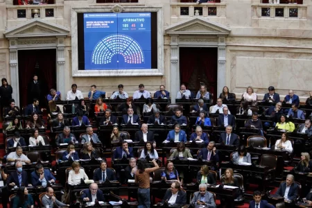 Escándalo Congreso diputados trompadas