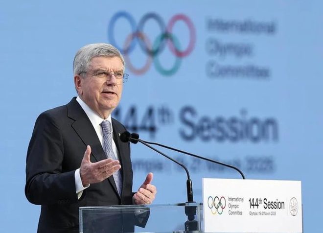Thomas Bach presidente COI