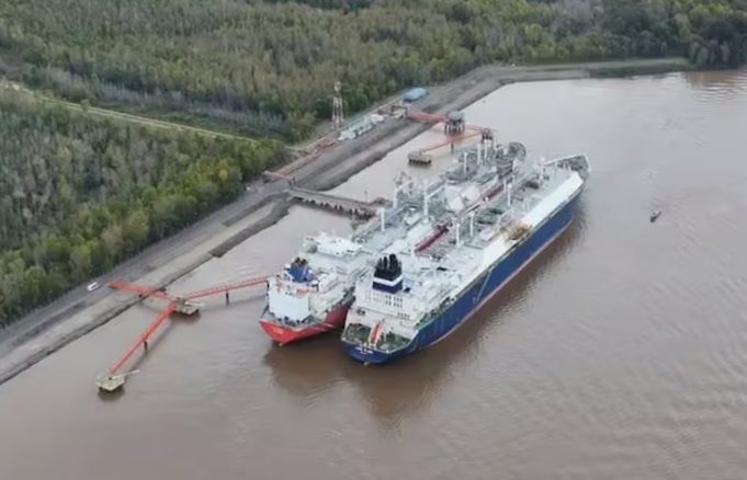 Argentina comenzó a comprar gas