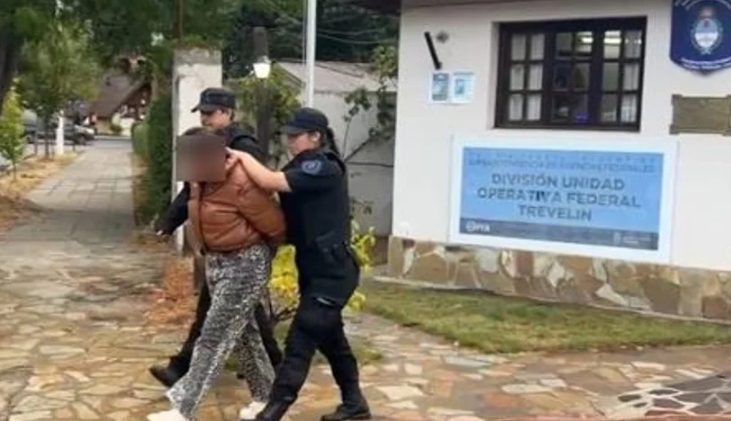 Detienen mujer por trata