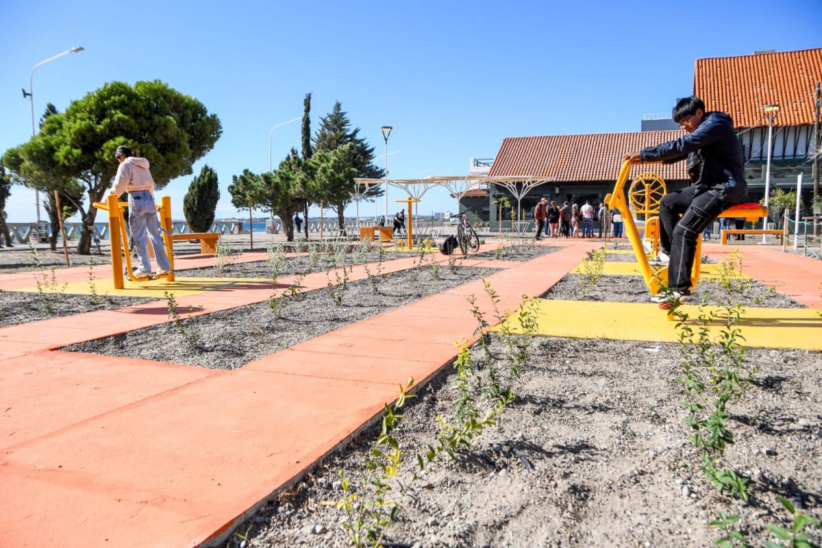 Inauguración plazoleta Rincón Abuelos