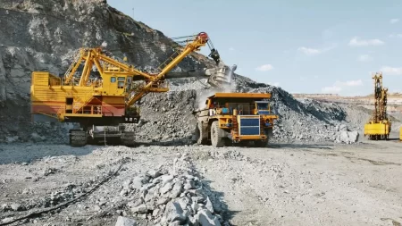 Daniel González presenta proyecciones energéticas y mineras de Argentina