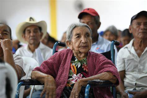 Provincia charla adultos mayores