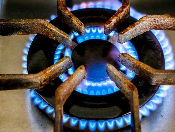 Postergan tarifas gas