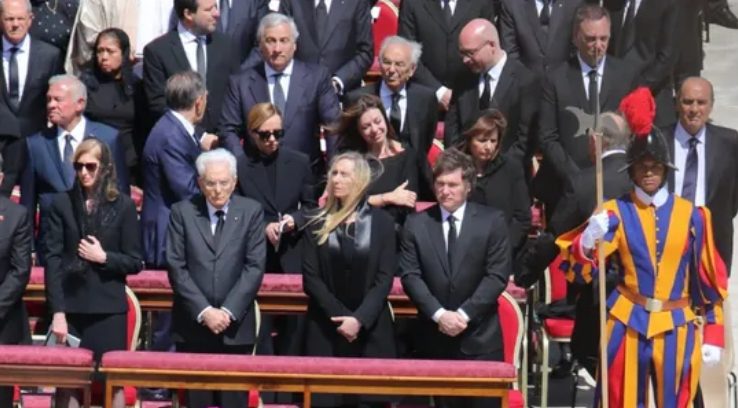 Gobierno funeral Papa Francisco
