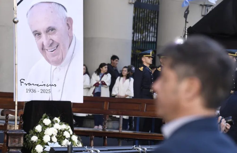 Kicillof papa Francisco
