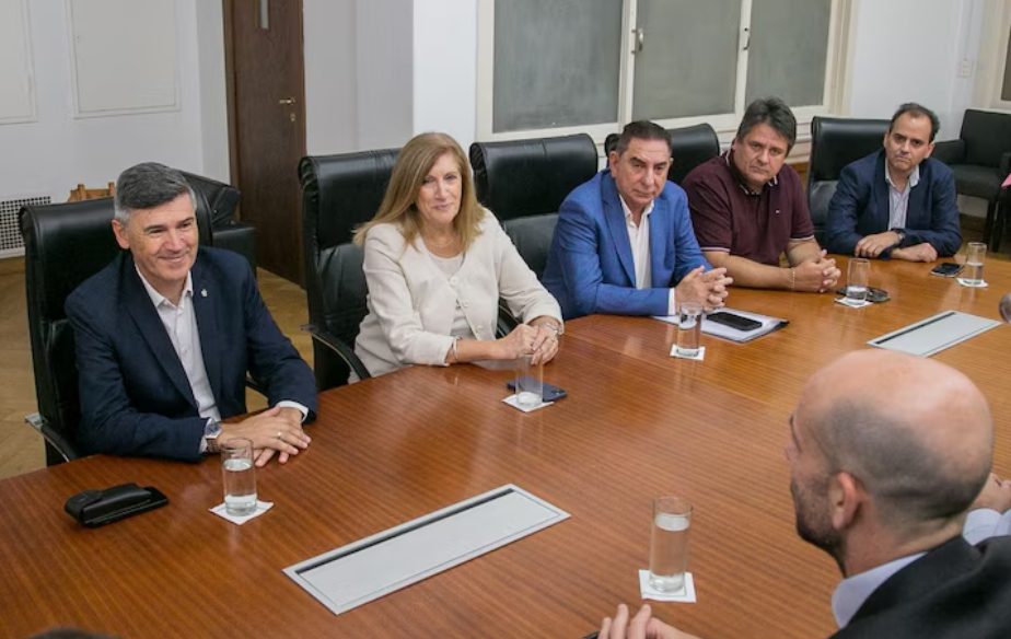 Intendente Córdoba Gabinete