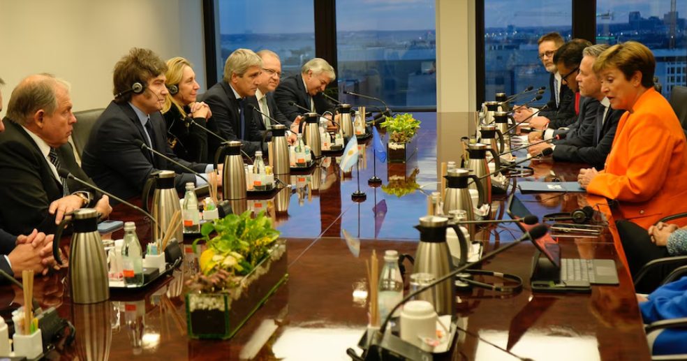 Gobierno FMI fortalecer reservas