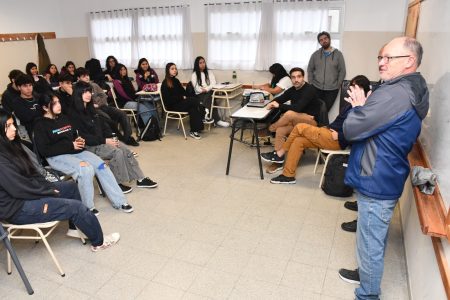 Esquel impulsa programa pasantías