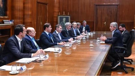 Caputo representantes supermercados reunión