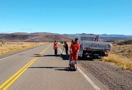 Continúan trabajos de bacheo
