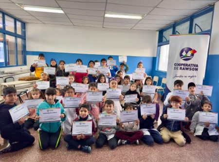 Concientización escolar - Rawson - Cooperativa refuerza cuidado del agua, la energía y el ambiente