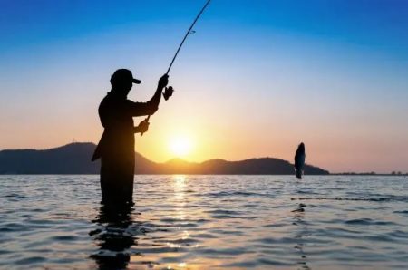 Empresarios proponen reducir un 30% el sueldo de los marineros ante crisis en la pesca