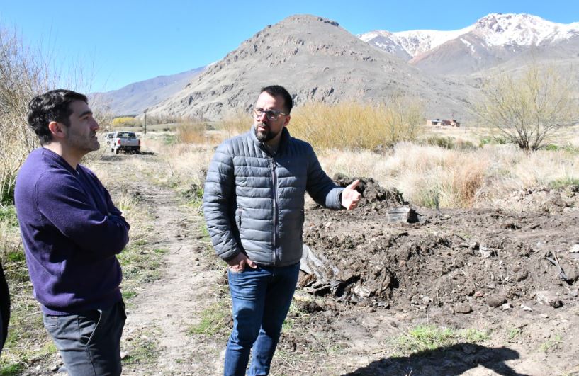 La Municipalidad de Esquel llama a licitación para las obras de gas y agua en Valle Chico