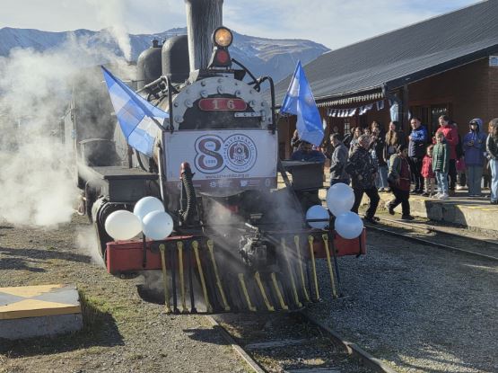 La Trochita celebró aniversario de su llegada a Esquel