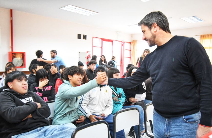 Participacion civica en trelew - el programa Educar para la Democracia