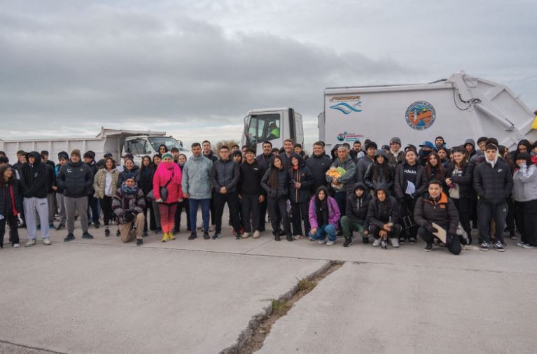 Rawson inicia Plogging Escolar para fortalecer la conciencia ambiental y la actividad física