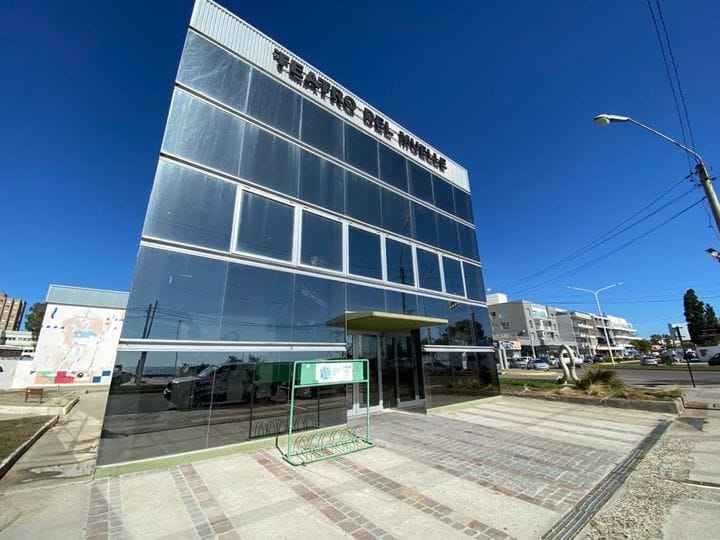 TEATRO DEL MUELLE - PUERTO DE MADRYN