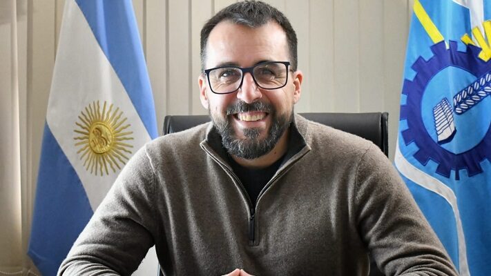 intendente de Esquel fue citado por el Concejo Deliberante por su viaje a México