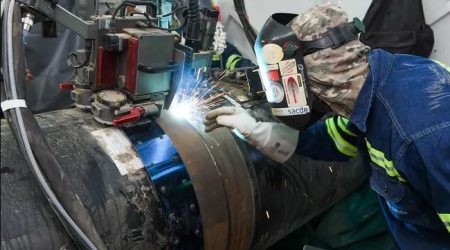 Vaca Muerta Oleoducto Sur (VMOS) - realizaron la primera soldadura a la obra que cambiará la historia del petróleo argentino