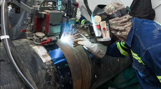 Vaca Muerta Oleoducto Sur (VMOS) - realizaron la primera soldadura a la obra que cambiará la historia del petróleo argentino