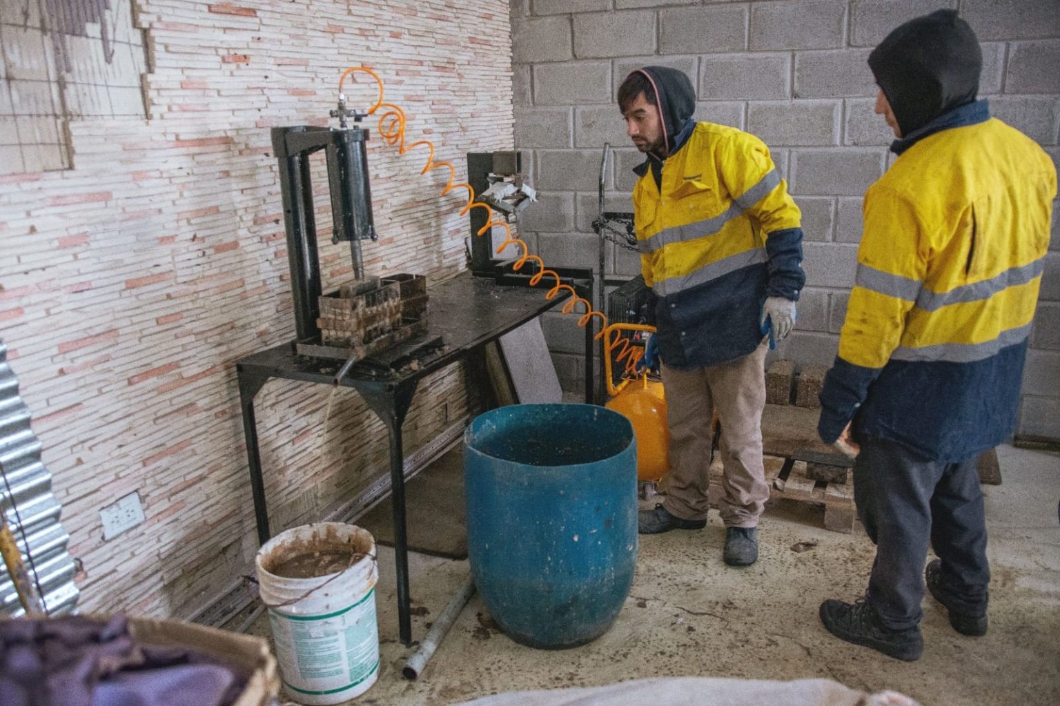 Rawson producción ladrillos ecológicos