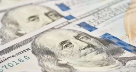 dólar