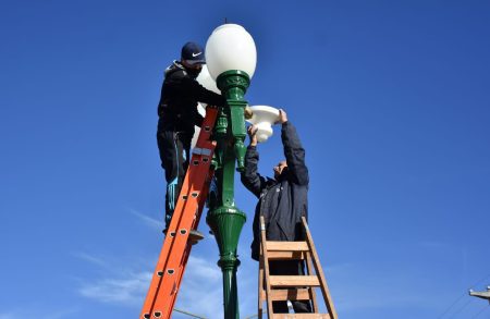 Municipio recuperación farolas
