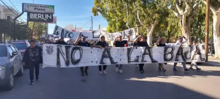Boccolini exige definiciones al Gobierno y rechaza rebajas salariales en el sector pesquero