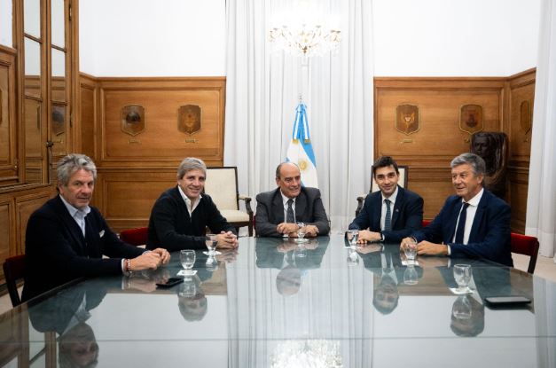 Chubut - Nacho Torres formalizó ante Nación el pedido de traspaso de la Ruta 40