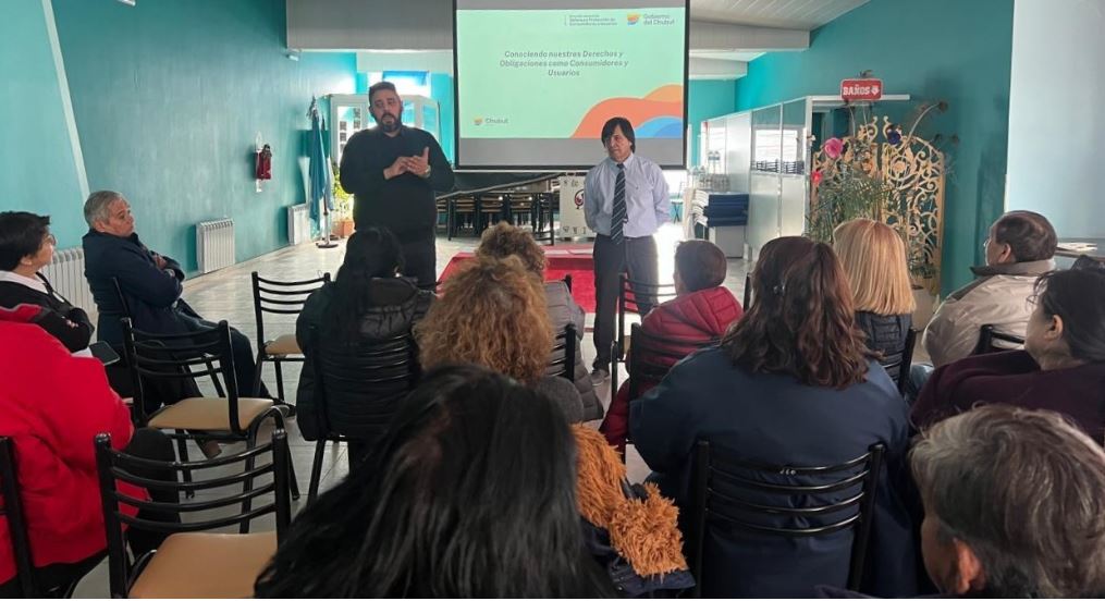Chubut impulsa charlas para prevenir estafas y defender los derechos de los consumidores